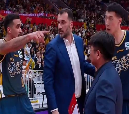 大乐透期号,专家推荐,榜首再进位,双赢彩票开奖查询,开奖结果,互动预测平台,实时开奖,手机开奖查询