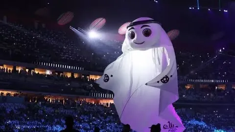 博格巴晒与网球巨星德约科维奇合影，传递积极正能量！