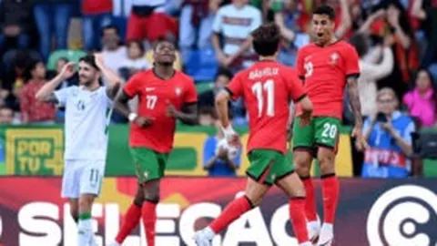 “2025澳网赛事前瞻：赛程公布、巨星风采与观赛指南出炉”